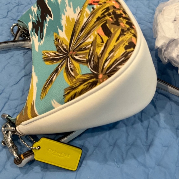 Coach Multicolor Shoulder Bag - Picture 7 of 10